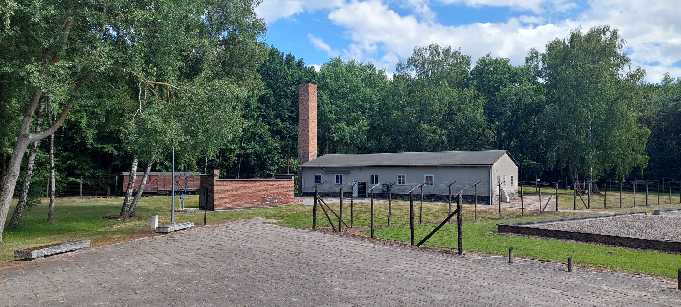 Szpital i komora gazowa