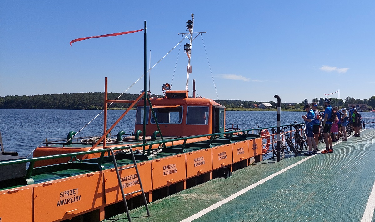 Mierzeja Wiślana - Prom w Świbnie
