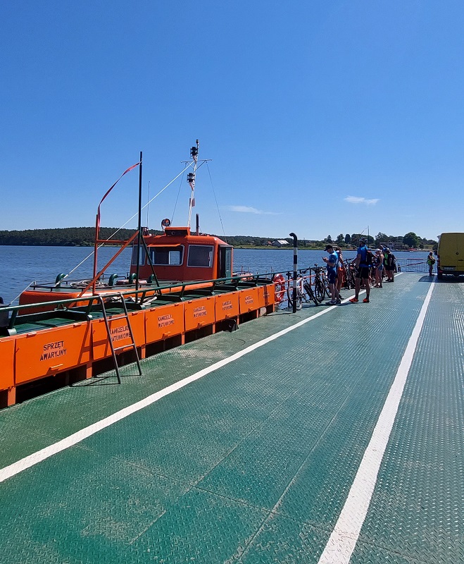 Mierzeja Wiślana - Prom w Świbnie